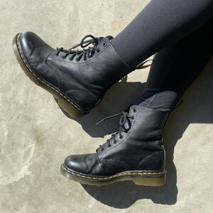 Women’s Dr. Martens